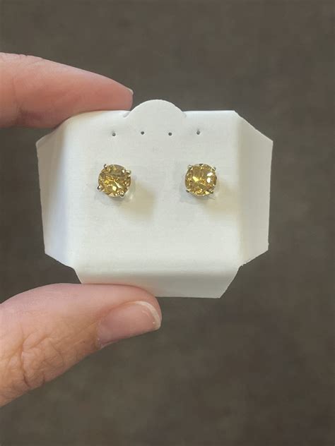 14k Yellow Gold Genuine 6MM Stud Earrings – Exeter Jewelers