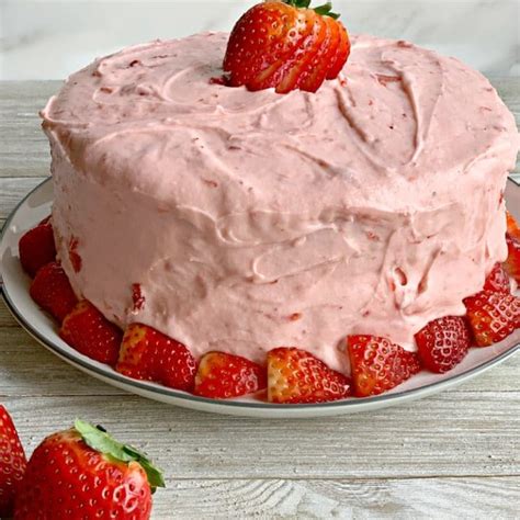 Strawberry Cake - Grandmother's Favorite, with real strawberries inside!