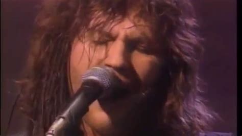 Winger - Miles Away - Live In tokyo Japan 1991 HD - YouTube