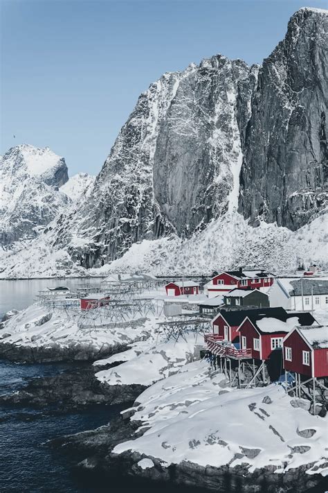 17 Bucket-List Things to Do in Lofoten in Winter (+ Tips!)