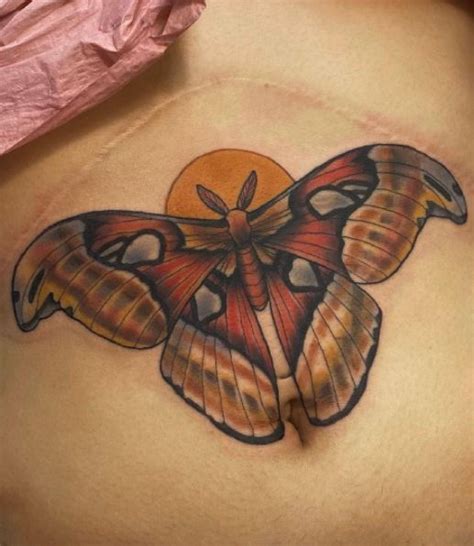 80+ Transformative Moth Tattoos, Ideas, & Meaning – 2000 Daily