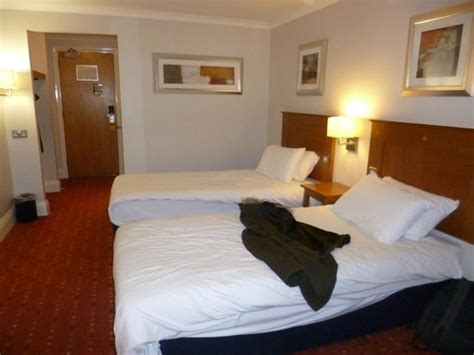 Room - Picture of Travelodge Perth A9, Perth - TripAdvisor