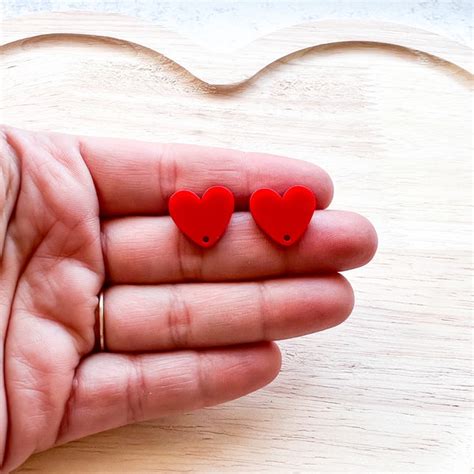 Acrylic Matte RED HEART Stud Connector – Campbells and Chaos