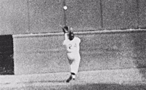 Watch Willie Mays make the greatest catch in MLB history 62 years ago today | FOX Sports