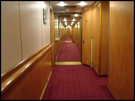 QE2 interior photos on lower decks. - Cruise Critic Message Board Forums