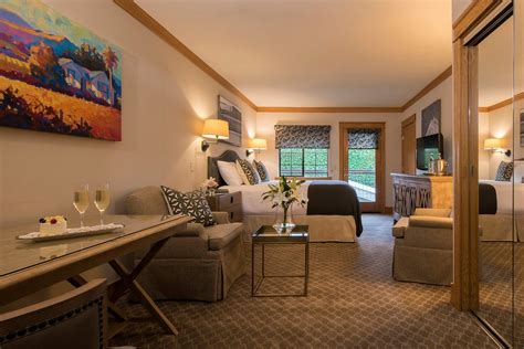 NAPA RIVER INN AT THE HISTORIC NAPA MILL - Updated 2022 Prices & Hotel ...