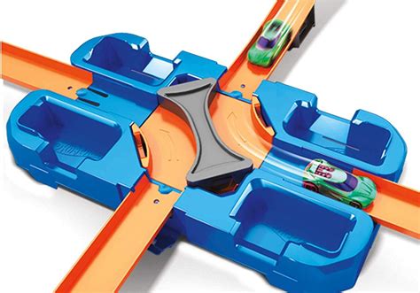 Hot Wheels Track Builder System Deluxe Stunt Box 164 Track Set Mattel Toys - ToyWiz