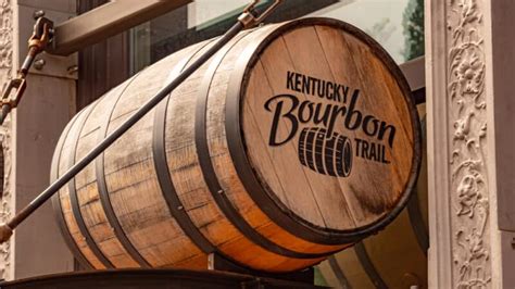 10 Best Kentucky Bourbon Distilleries to Visit This Fall