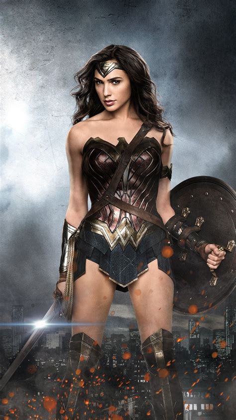 Wonder Woman Gal Gadot iPhone Wallpaper - Best iPhone Wallpaper | Wonder woman artwork, Wonder ...