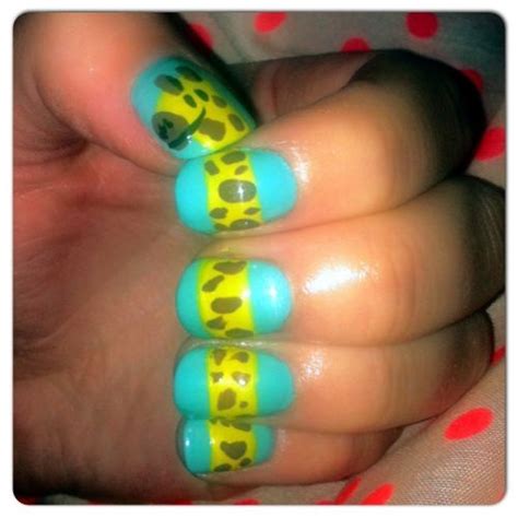 My Extreme Nails Guide: Giraffe Nail Art - NAILS Magazine