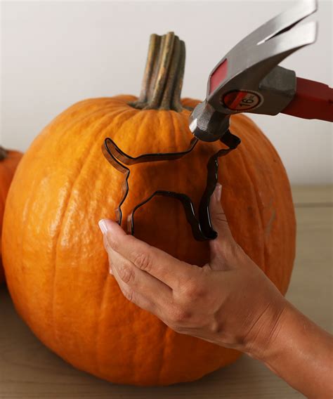 De 25+ bedste idéer inden for Simple pumpkin carving ideas på Pinterest