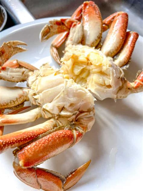 The Easiest Way to Cook Crab - The Perfect Tide