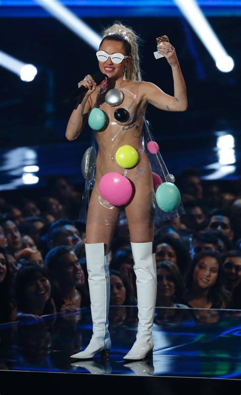 Top 10 Crazy Outfits Miley Cyrus Wore at the MTV Video Music Awards | When In Manila