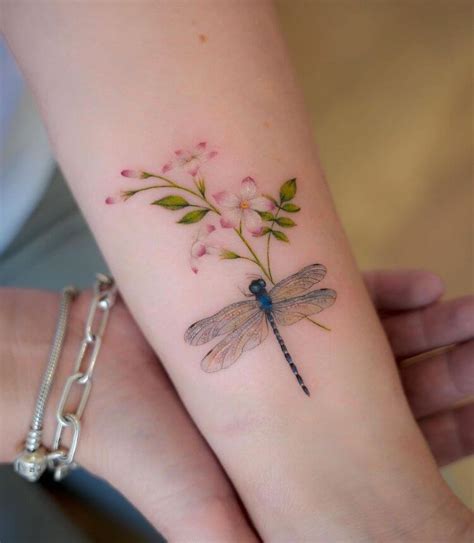 “61+ Stunning Tattoo Ideas for Women: Unveiling Beauty and Creativity” – News0days