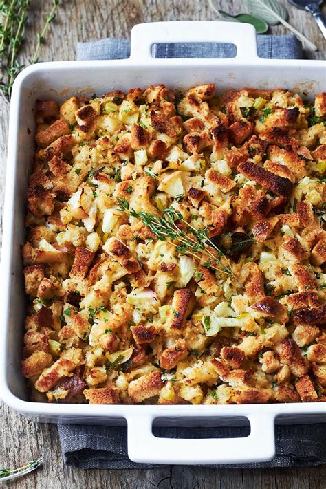 Thanksgiving Stuffing Recipe with Apple and Sage – How to Make Thanksgiving Stuffing — Eatwell101