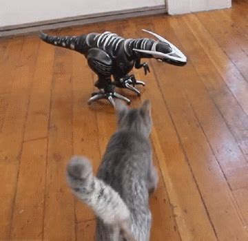 Robosaur Scare on Make a GIF