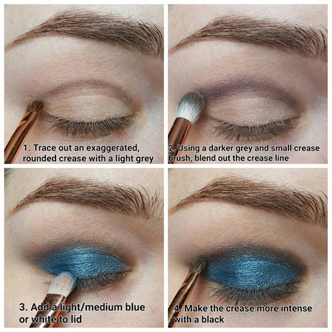 60s/Cleopatra Inspired Eye Tutorial ~ The Decadence Diaries