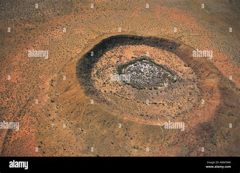 Aerial view of Wolf Creek meteorite crater is worlds second biggest ...