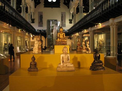 A Glasgow Album: Hunterian Museum