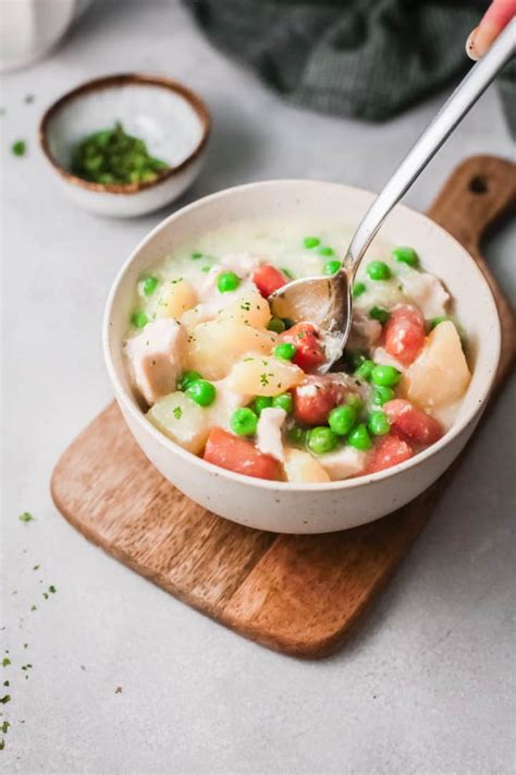 Slow Cooker Chicken Pot Pie - Budget Delicious