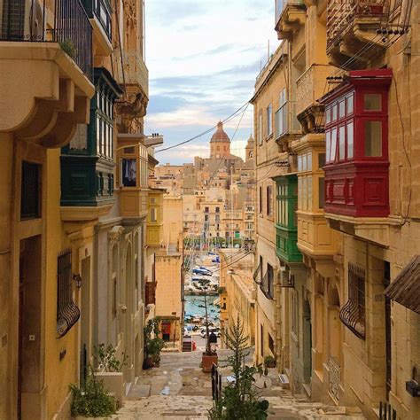 Revealed: The 10 prettiest streets in Malta and Gozo - 89.7 Bay | Malta ...