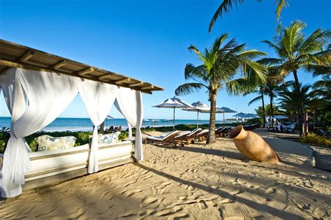 Uma das praias em evidência na Bahia de hoje, Trancoso é simples e charmosa. Antiga vila de ...