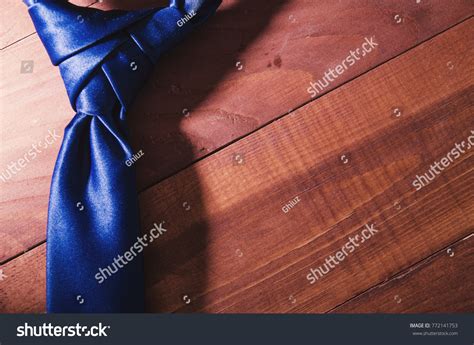 40 Eldredge Knot Images, Stock Photos & Vectors | Shutterstock