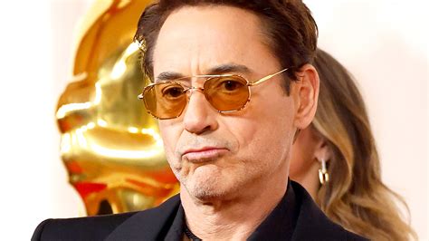 Controversy Surrounds Robert Downey Jr for Ignoring Ke Huy Quan During Oscar Acceptance - The ...