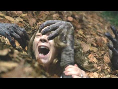 Best & Worst Horror Movie Jump Scares - YouTube