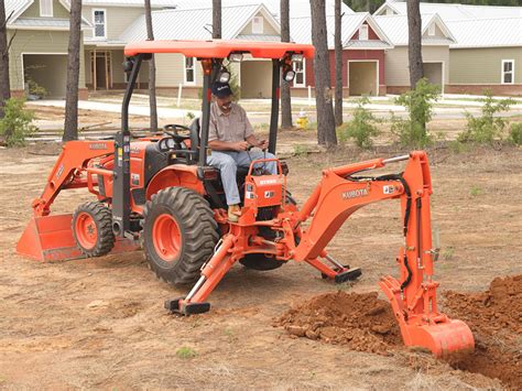 New 2023 Kubota B26, Walpole NH | Specs, Price, Photos | Kubota Orange