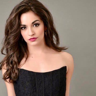 Ana Villafane: Bio, Height, Weight, Age, Measurements – Celebrity Facts