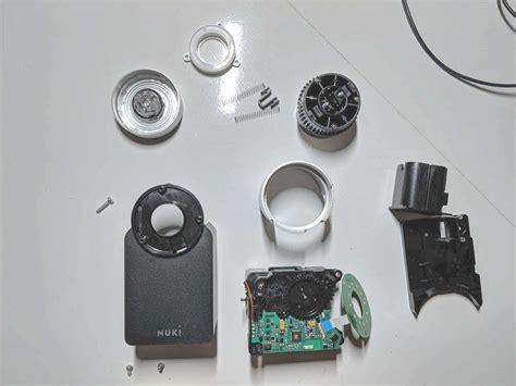 A peek inside the Nuki Smart Lock - The π Computer Club