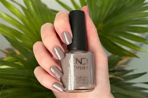 CND VINYLUX | Taupe nail polish | Above my Pay Greyed #429 – cndonline.co.nz