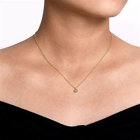 14K Yellow Gold White Sapphire Pendant Necklace