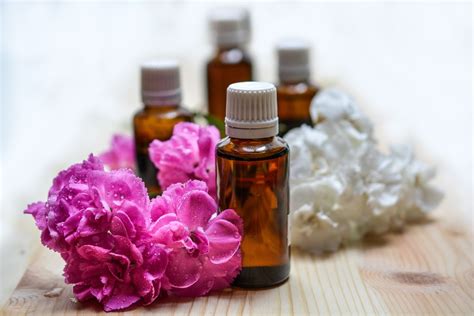 Using Aromatherapy to Improve Mood and Treat Depression Naturally - RemedyGrove