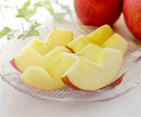 5 BENEFITS OF APPLES FOR KID - Happy Parenting