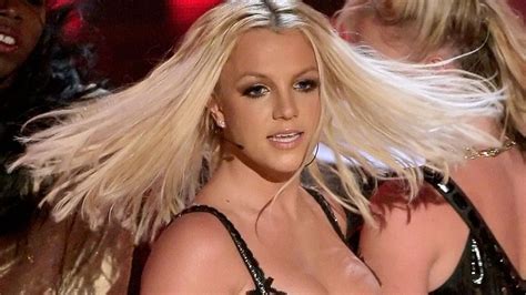 Britney Spears talks about her disastrous VMAs performance - Time News