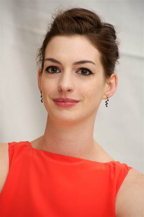 Anne Hathaway: “One Day” Press Conference in New York, August 9 - Anne Hathaway Photo (24476442 ...