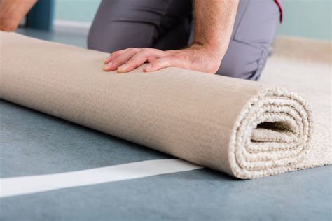 How To Install Carpet | Laying Carpet Tips | Cleanipedia