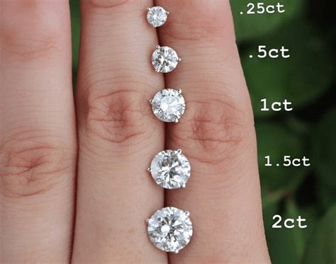 One Karat Diamond Ring - 1 Karat Diamant Illusion Ring mit 9 Brillanten 0,24ct ... : All of our ...