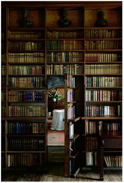 Un passage secret dans votre maison | Pièces cachées, Bibliothèque avec ...