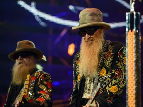 Revere The Beards: ZZ Top rocks RodeoHouston with an '80s vibe ...