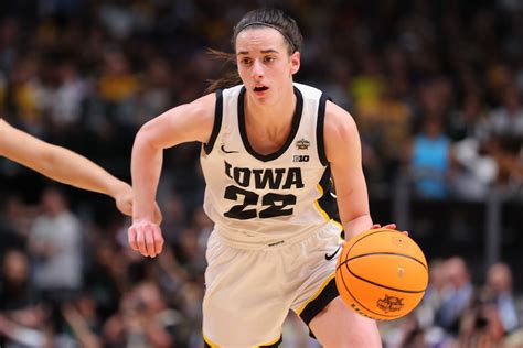 Iowa Star Caitlin Clark Declares for 2024 WNBA Draft: 'My Dreams Came True'