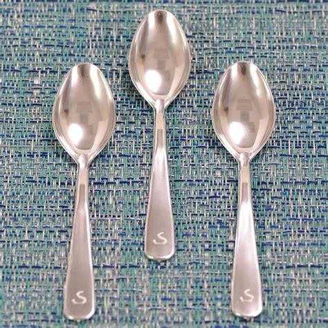 Solia Silver Plastic Spoons | Gourmet Food Store