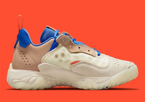 Jordan Delta 2 Orange Blue Nike React CW0913-101 | SneakerNews.com