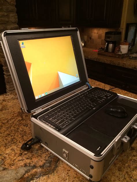 Briefcase PC : 7 Steps - Instructables