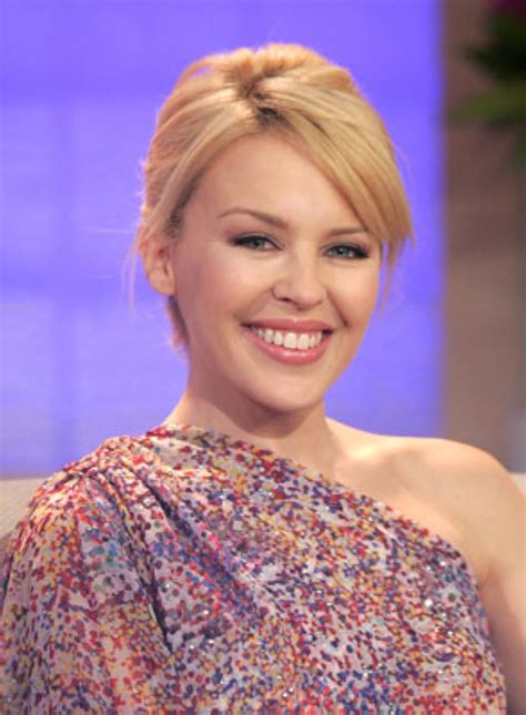 Kylie Minogue - Biography - IMDb