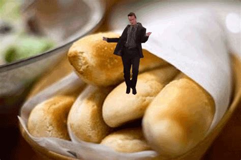 Olive Garden Has Crap Breadsticks? Someone Begs To Differ! - The Bitchy Waiter