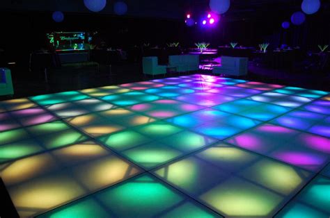Amezzin Dancefloor | House dance, Dance floor, Dance floor lighting