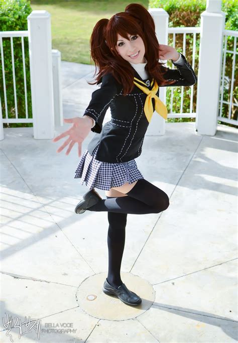 Photo of IchigoKitty cosplaying Rise Kujikawa from Persona 4 | Persona 4, Cosplay outfits, Persona